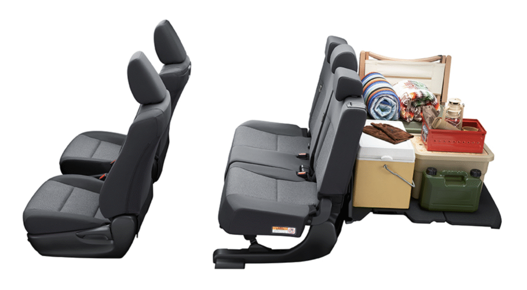 シエンタ　広々　室内